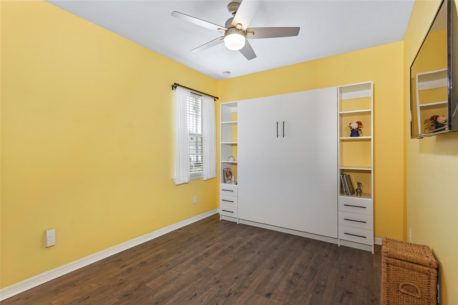 TALON BAY - Residential