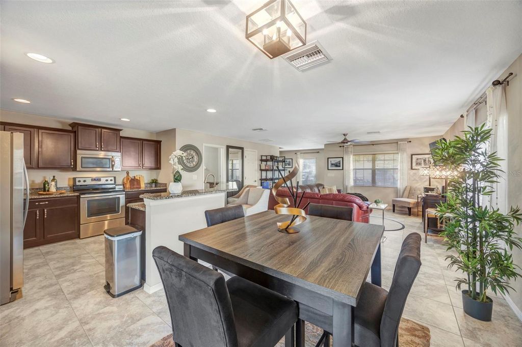 Photo of 5048 Chipotle Lane, Wesley Chapel, FL 33544 (MLS # TB8454357)