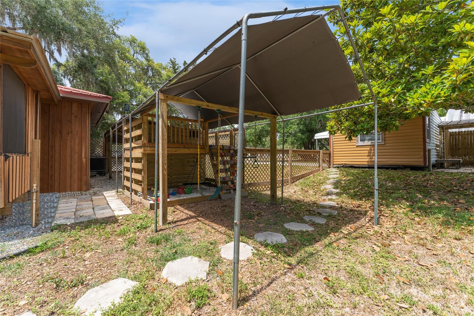 8456 W MISS MAGGIE DRIVE