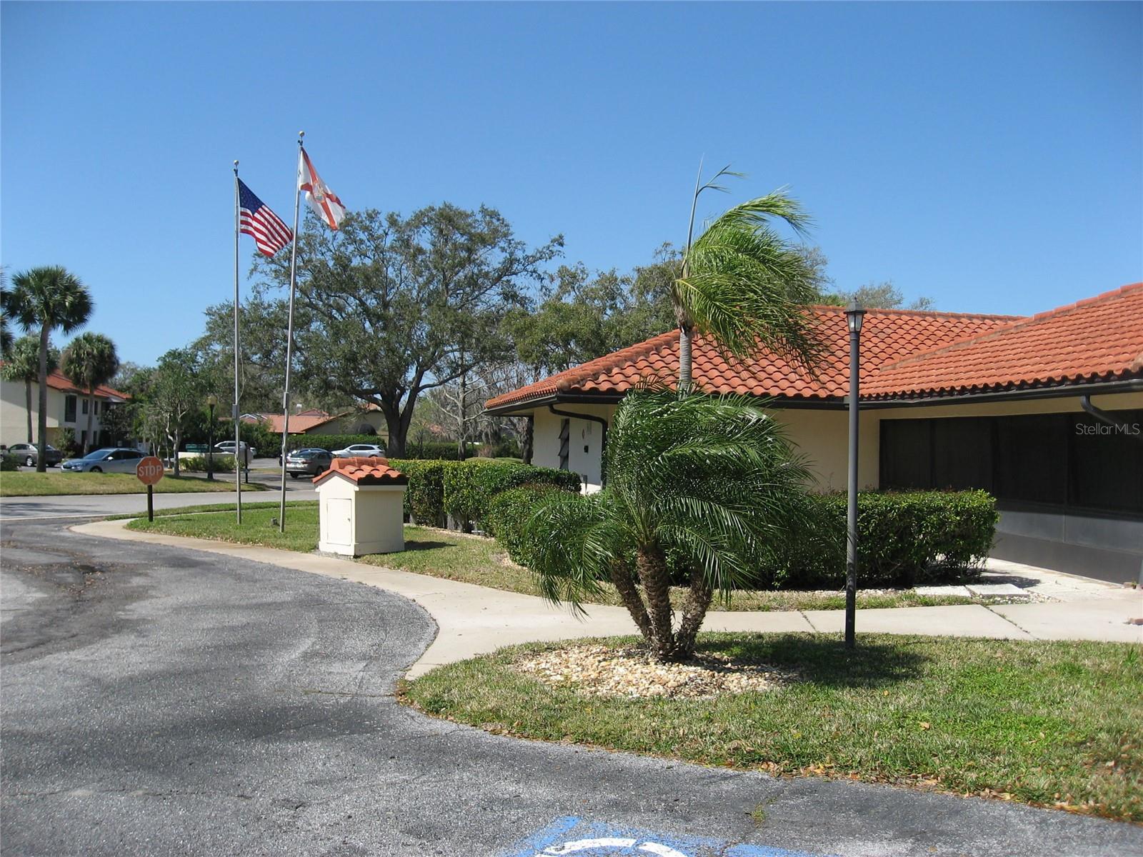 GARDENS AT PALM-AIRE COUNTRY CLUB II - Residential Lease
