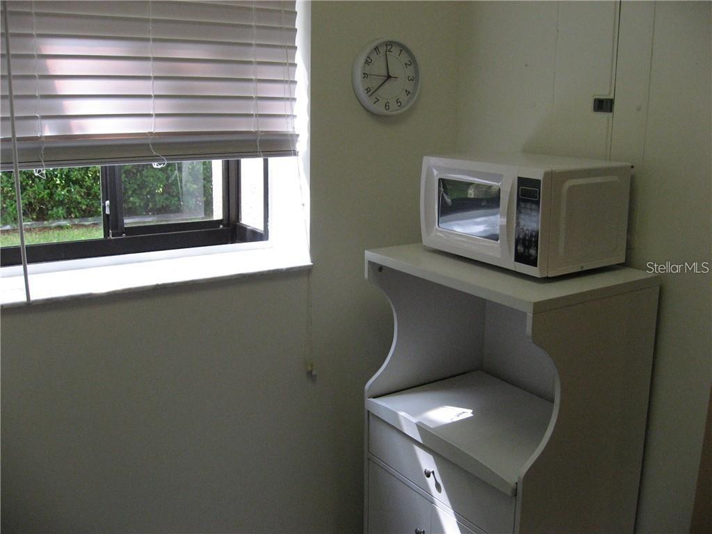 GARDENS AT PALM-AIRE COUNTRY CLUB II - Residential Lease