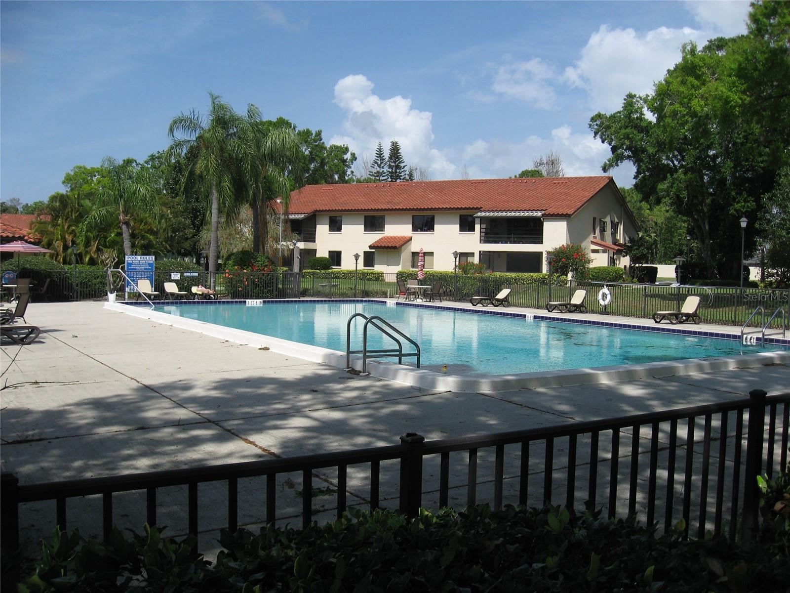 GARDENS AT PALM-AIRE COUNTRY CLUB II - Residential Lease