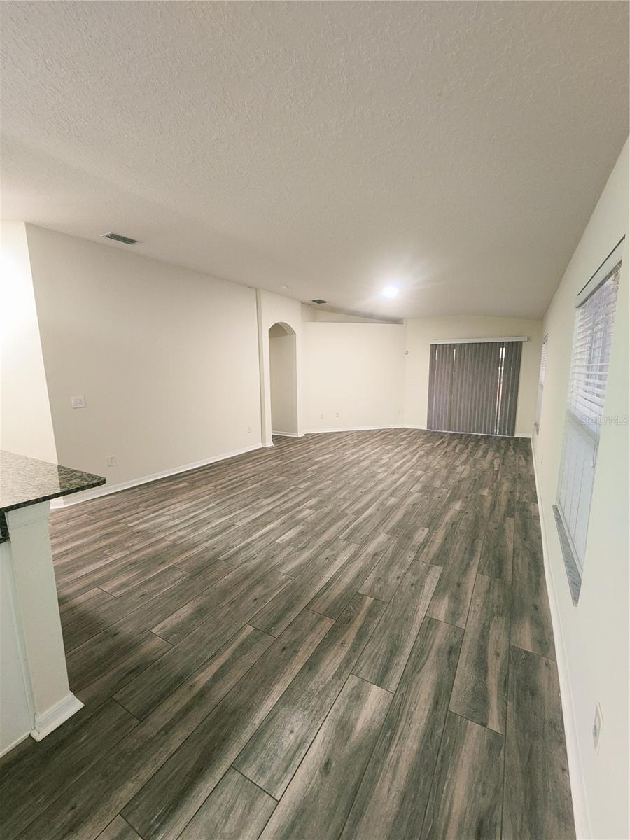 CARRIAGE POINTE PH 1 - Residential