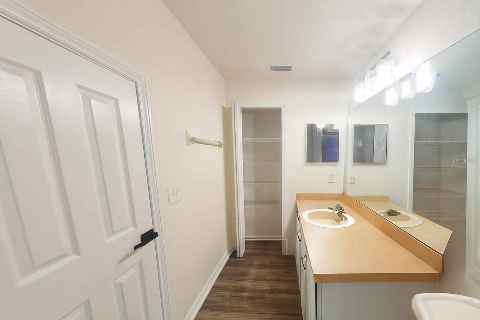 CARRIAGE POINTE PH 1 - Residential