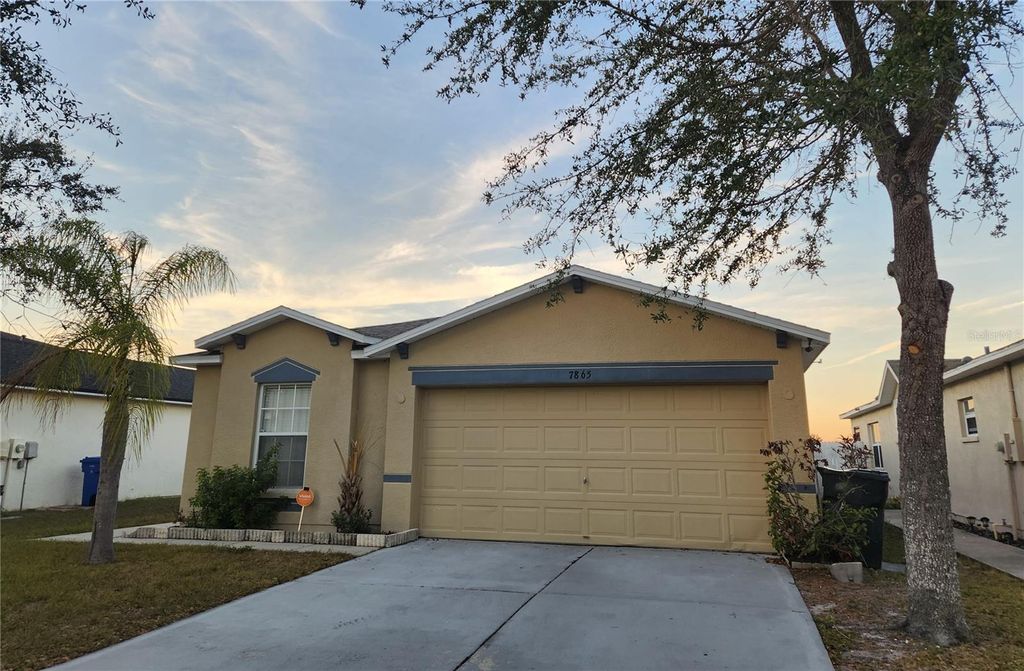 Photo of 7865 Carriage Pointe Drive, Gibsonton, FL 33534 (MLS # TB8466898)