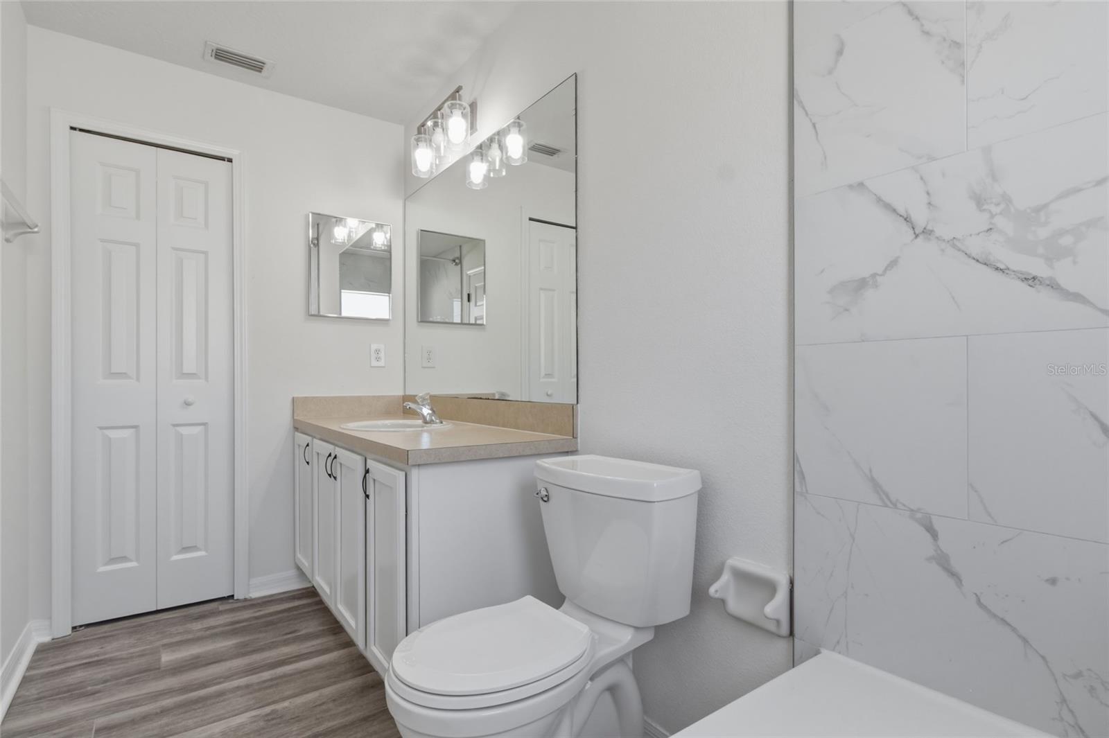 CARRIAGE POINTE PH 1 - Residential