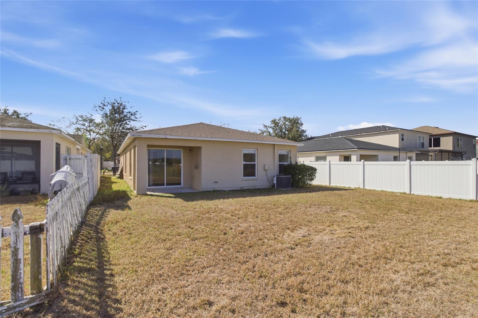 CARRIAGE POINTE PH 1 - Residential