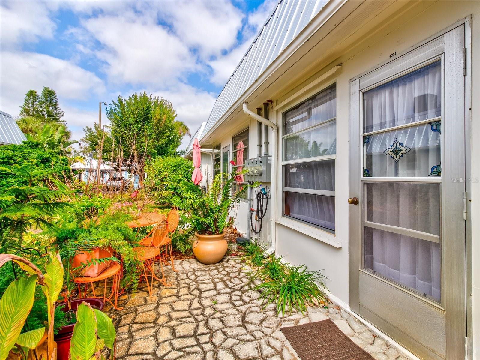 GARDENS OF BEACON SQUARE CONDO - Residential