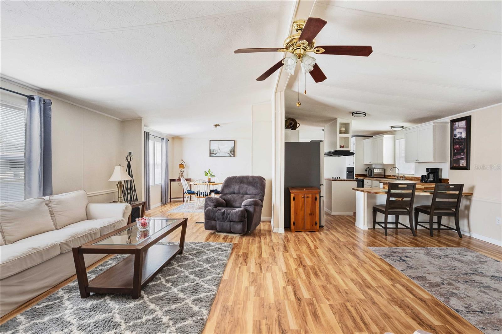 TIMBER LAKE ESTATES - Residential