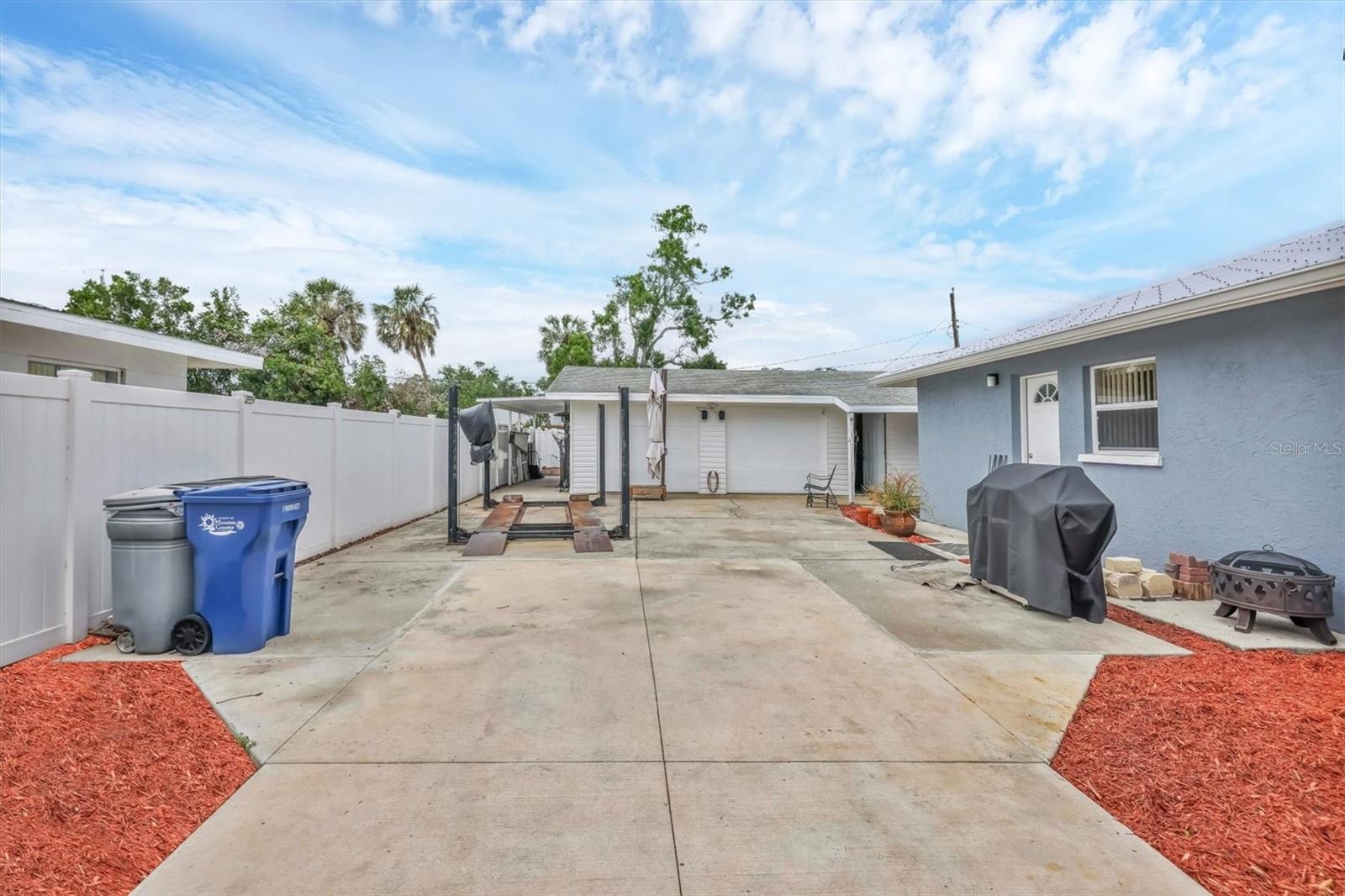 PARKLAWN - Residential