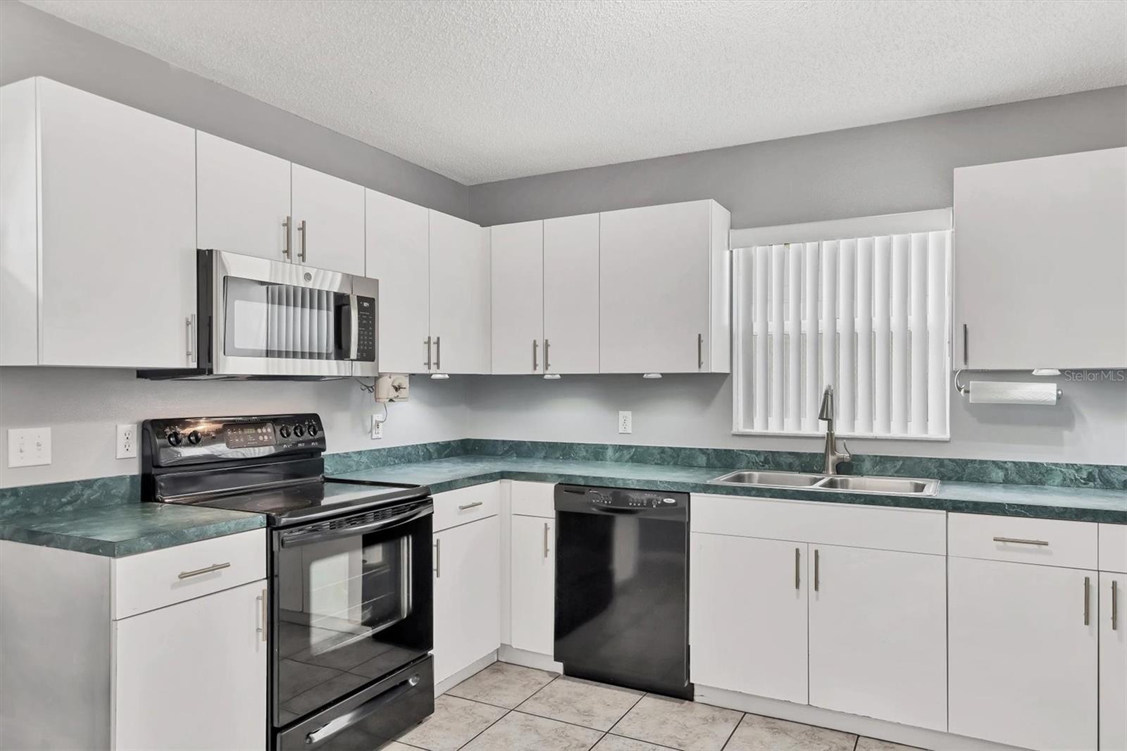 PARKLAWN - Residential