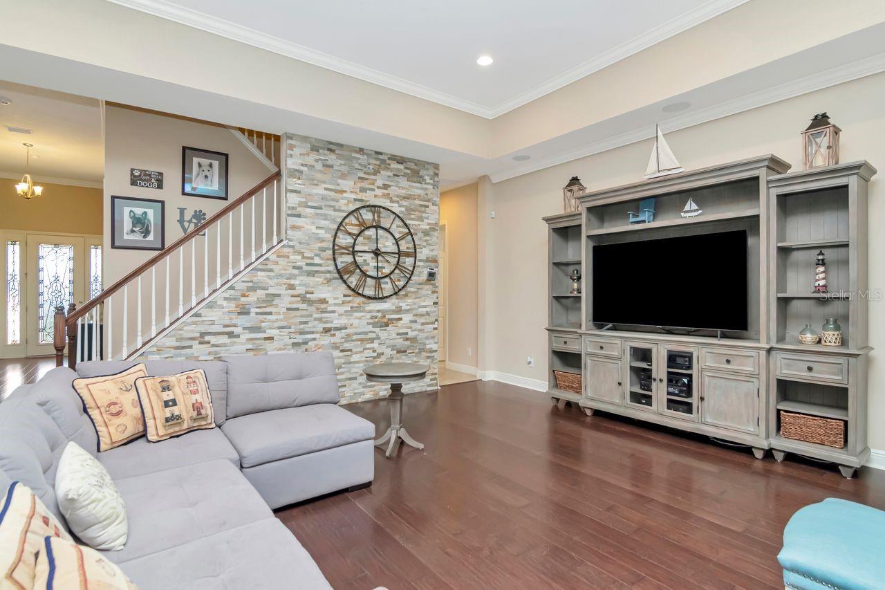 LAKESHORE RANCH PH I - Residential