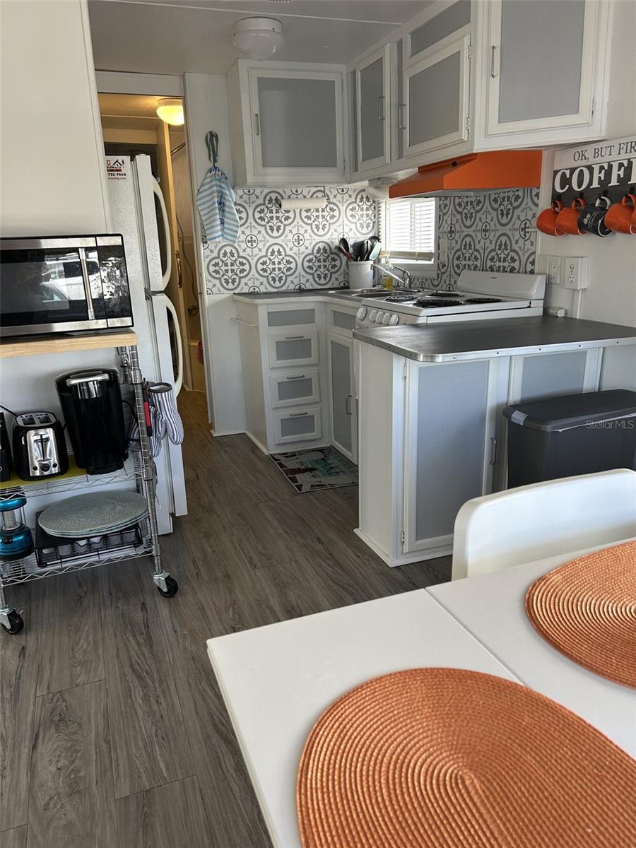 KOVE ESTATES COOP - Residential