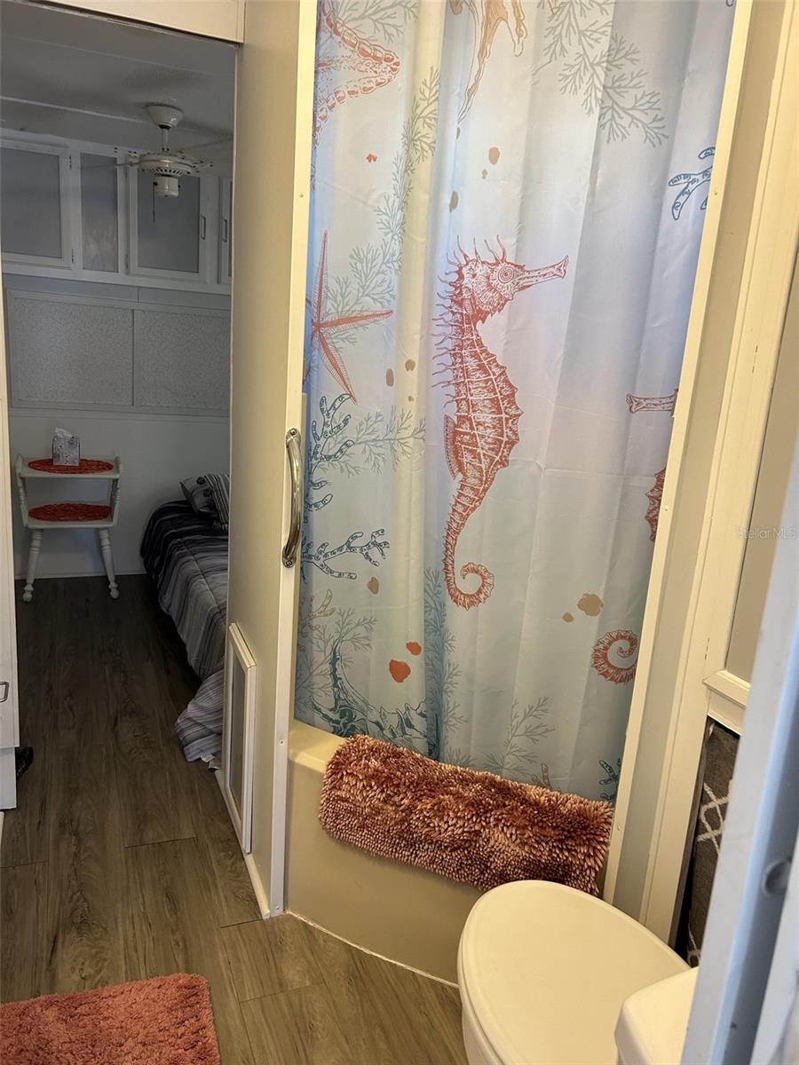 KOVE ESTATES COOP - Residential