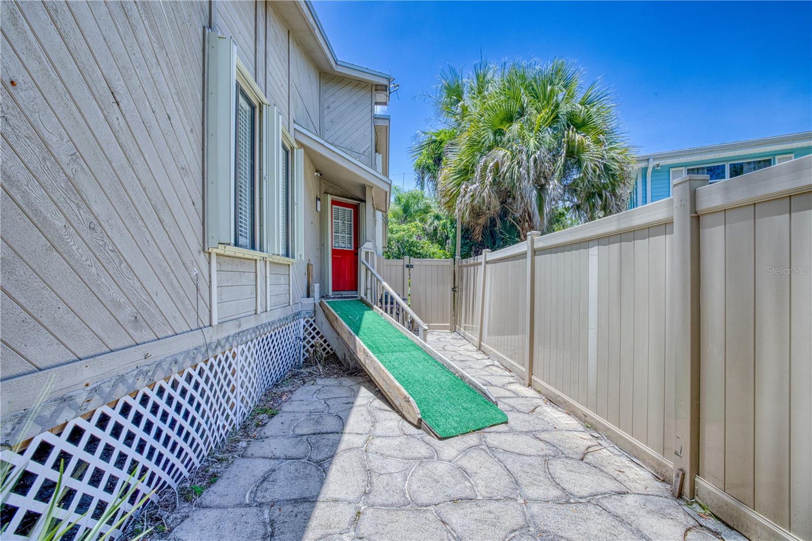 TURNBULL SHORES - Residential
