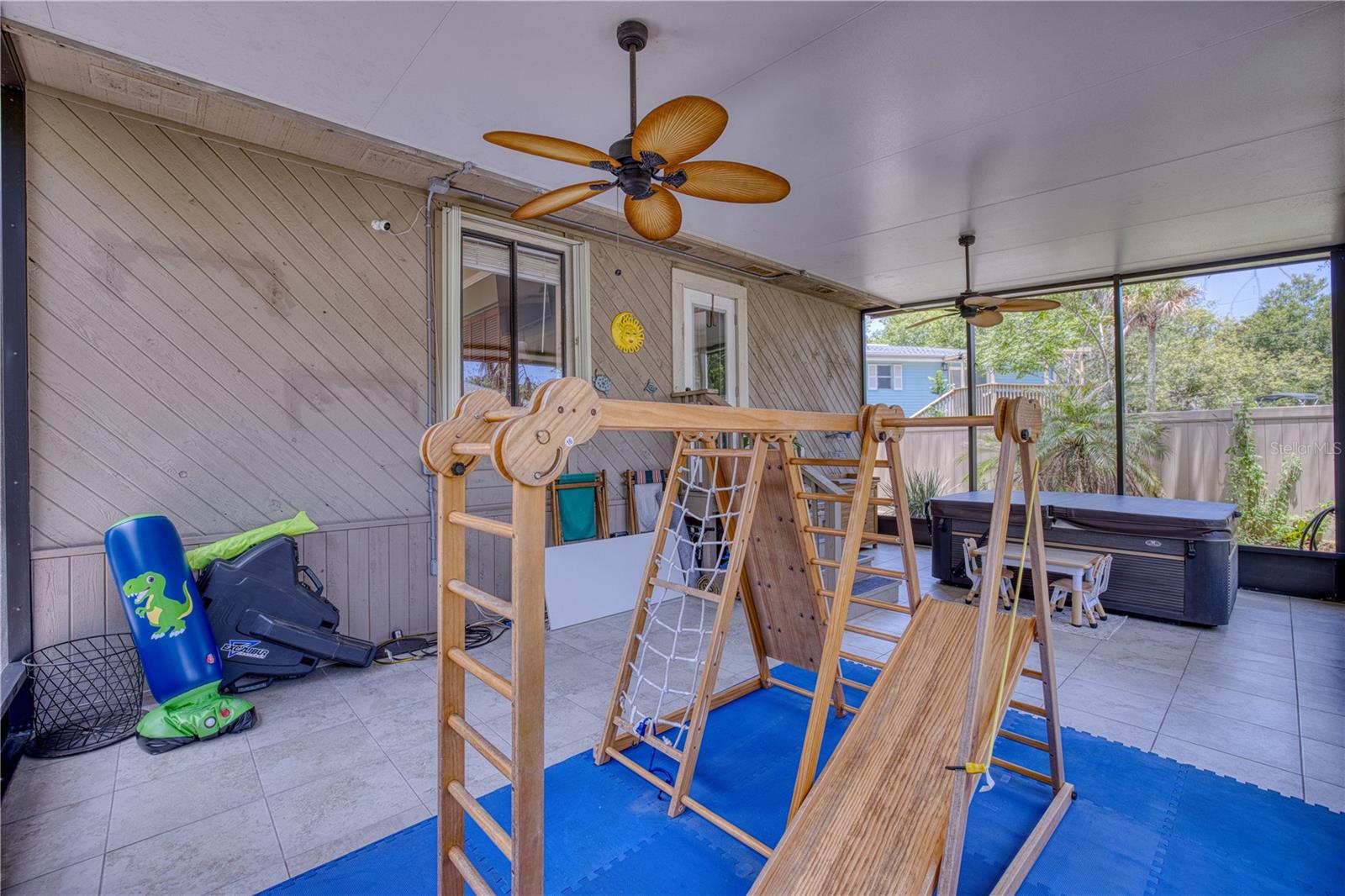 TURNBULL SHORES - Residential
