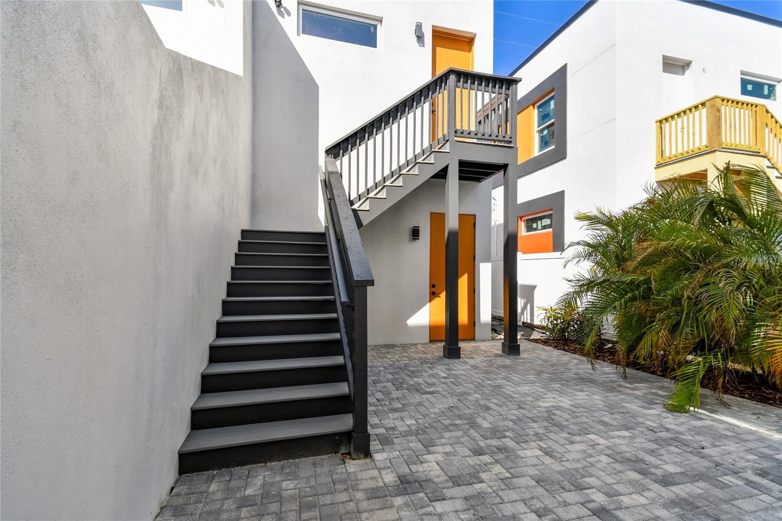 HALLS CENTRAL AVE 2 - Residential