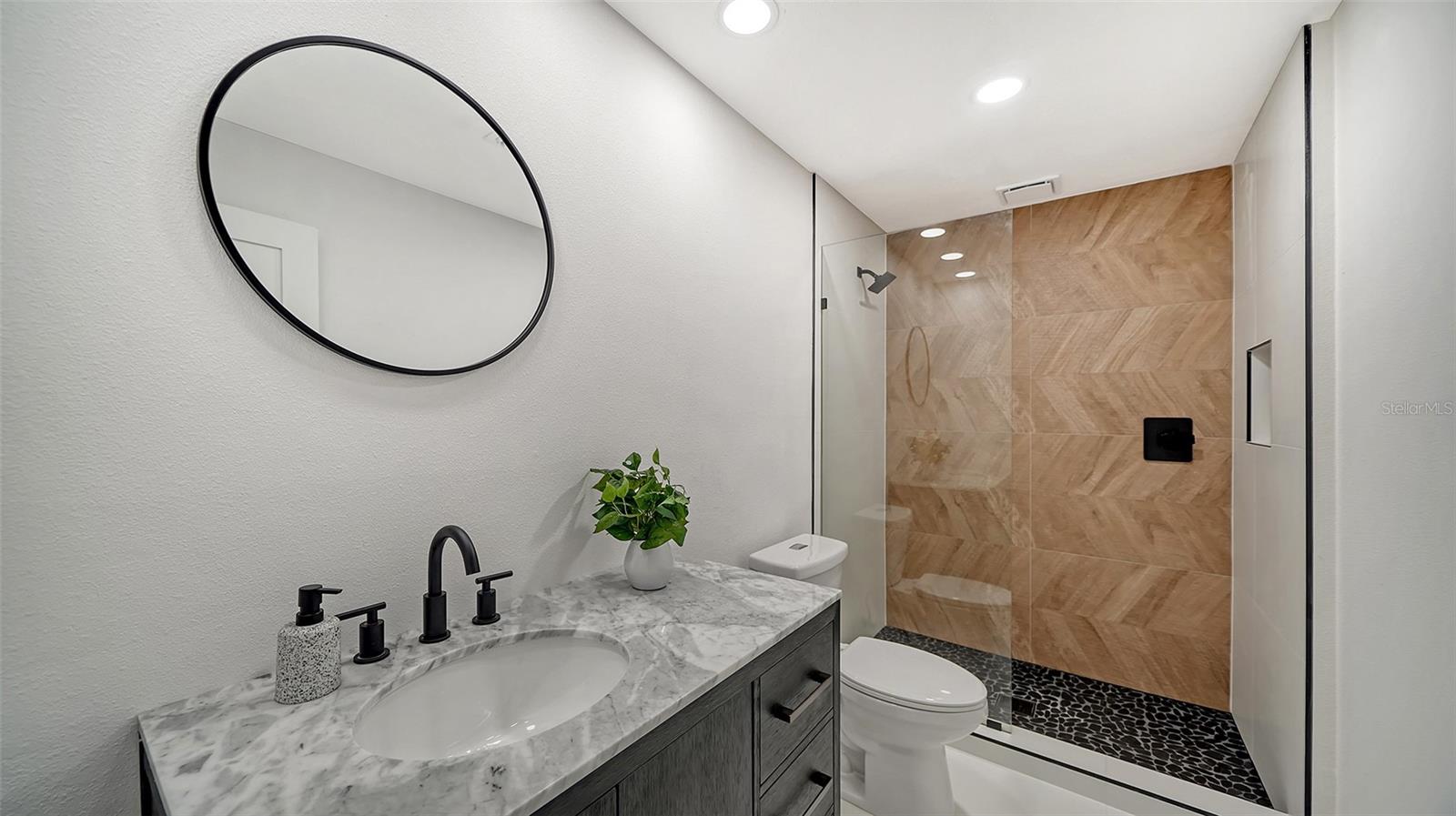 ACREAGE AND UNREC - Residential