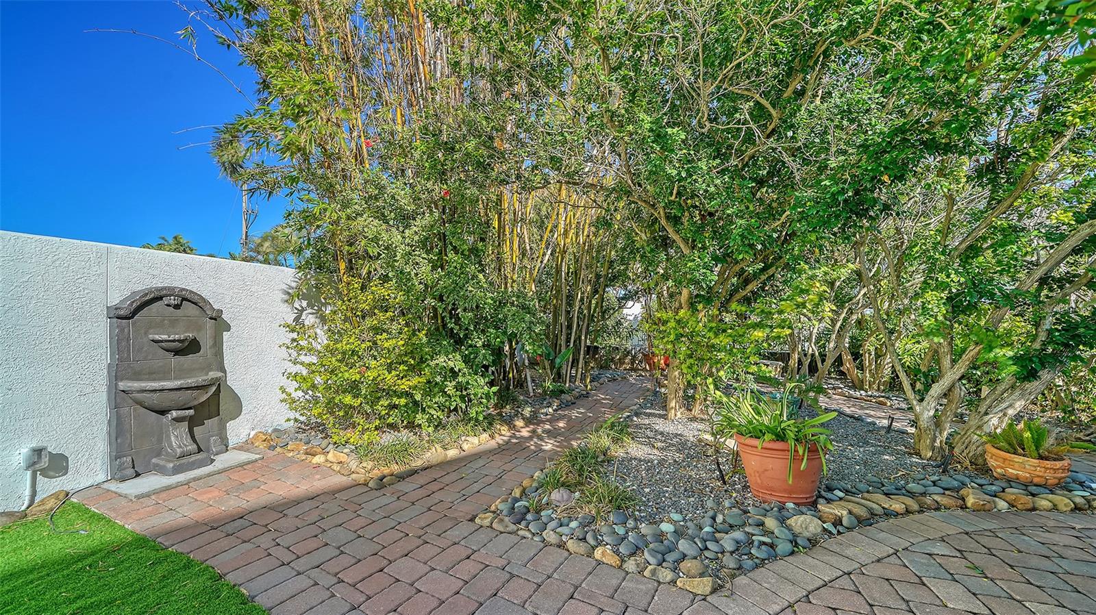 ACREAGE AND UNREC - Residential