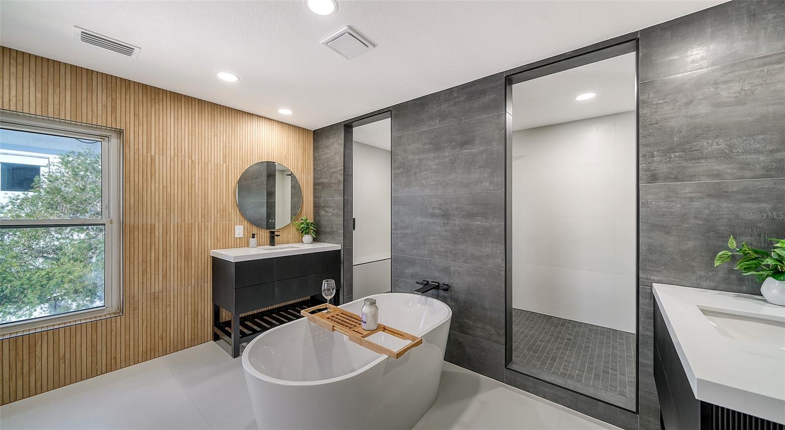 ACREAGE AND UNREC - Residential