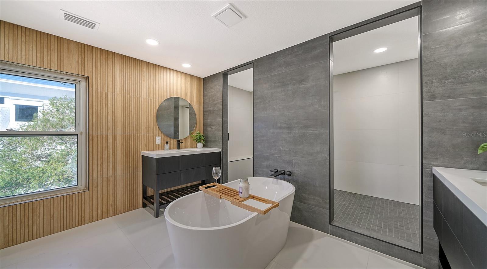 ACREAGE AND UNREC - Residential