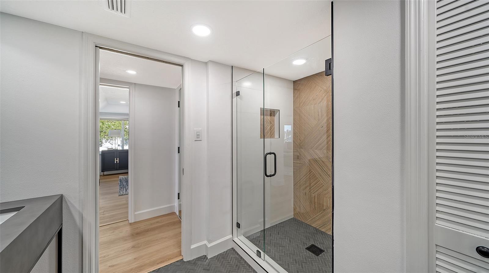 ACREAGE AND UNREC - Residential