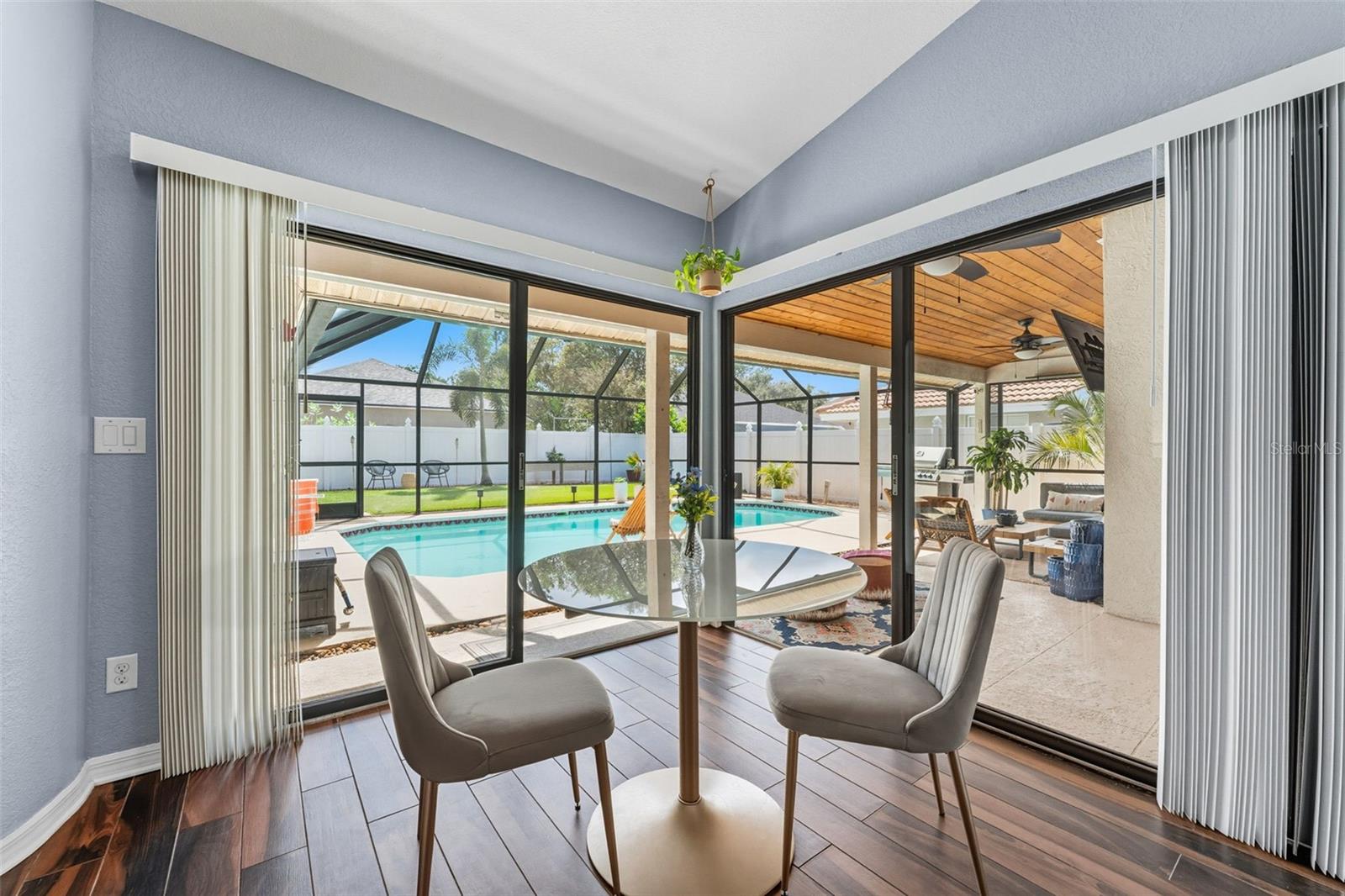 BAYSHORE TERRACE - Residential
