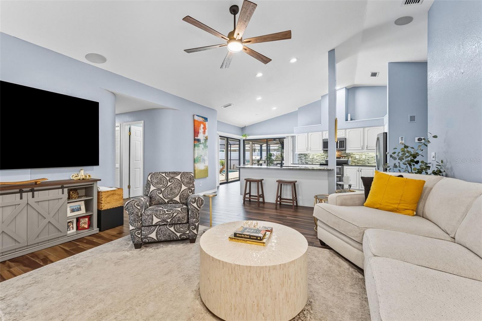 BAYSHORE TERRACE - Residential