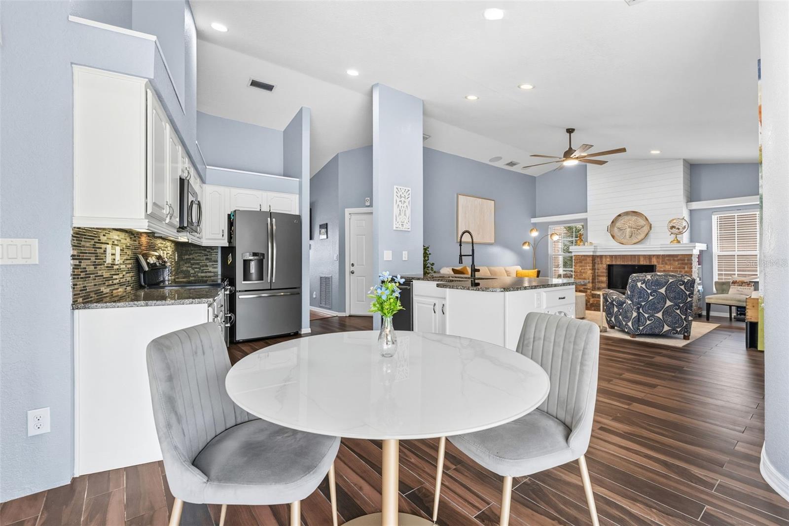 BAYSHORE TERRACE - Residential