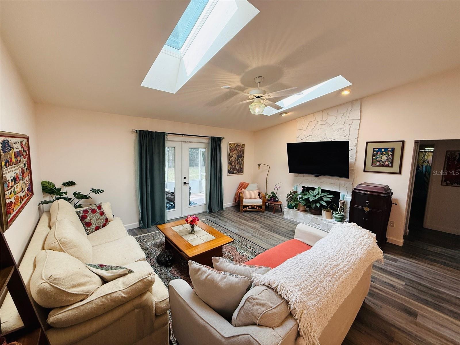 DEER RUN II - Residential