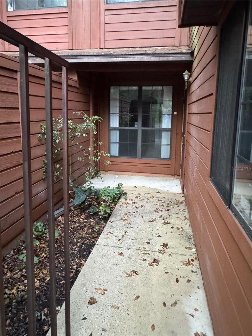 Photo of 809 SW 55th Terrace, Gainesville, FL 32607 (MLS # GC539886)