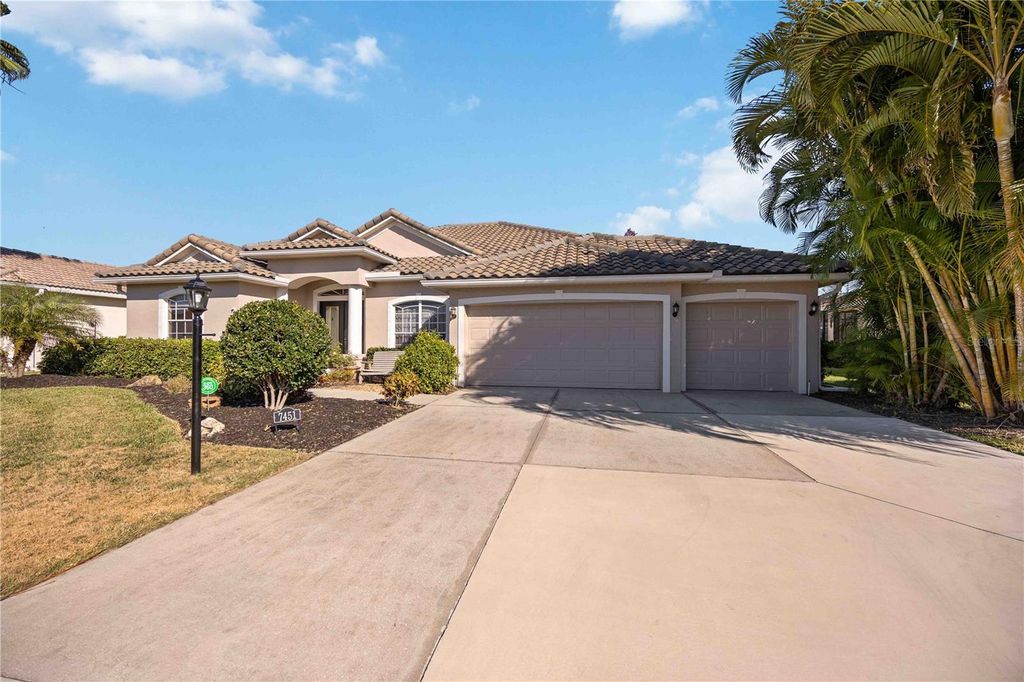 Photo of 7451 Roxye Lane, Sarasota, FL 34240 (MLS # A4680923)