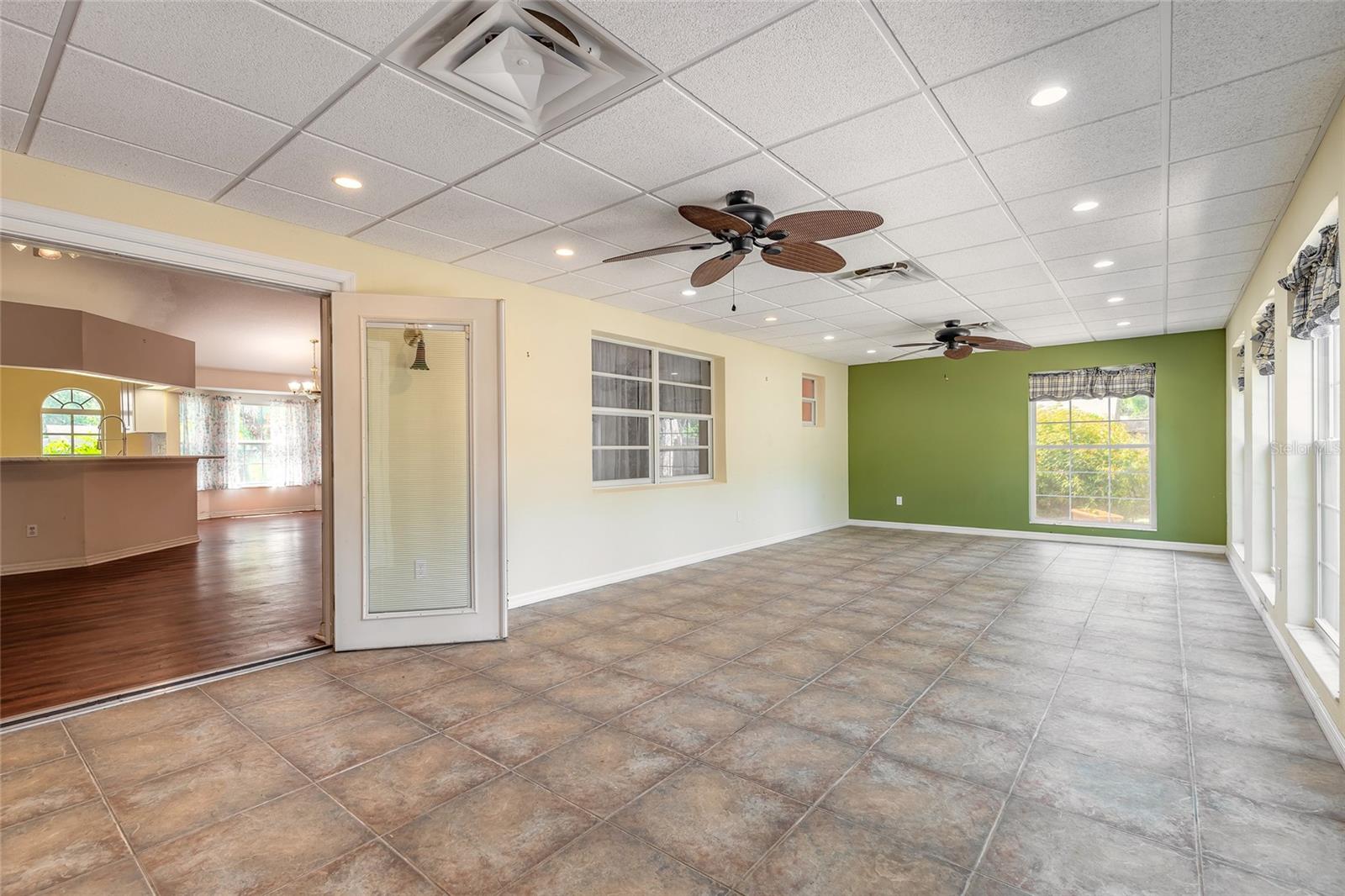 1927 ORANGE TREE DRIVE