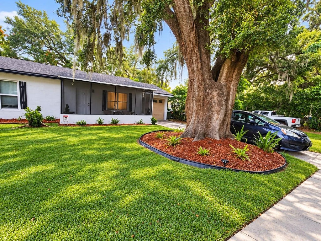 Photo of 1215 37th Street, Orlando, FL 32805 (MLS # O6452898)