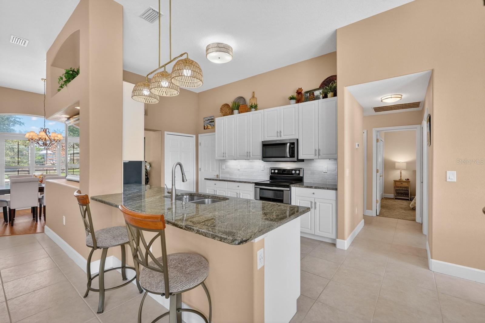 BREAKAWAY TR PH 03 UNIT 2B - Residential