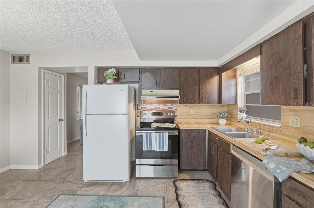 HISTORIC DOWNTOWN BARTOW - Residential Lease