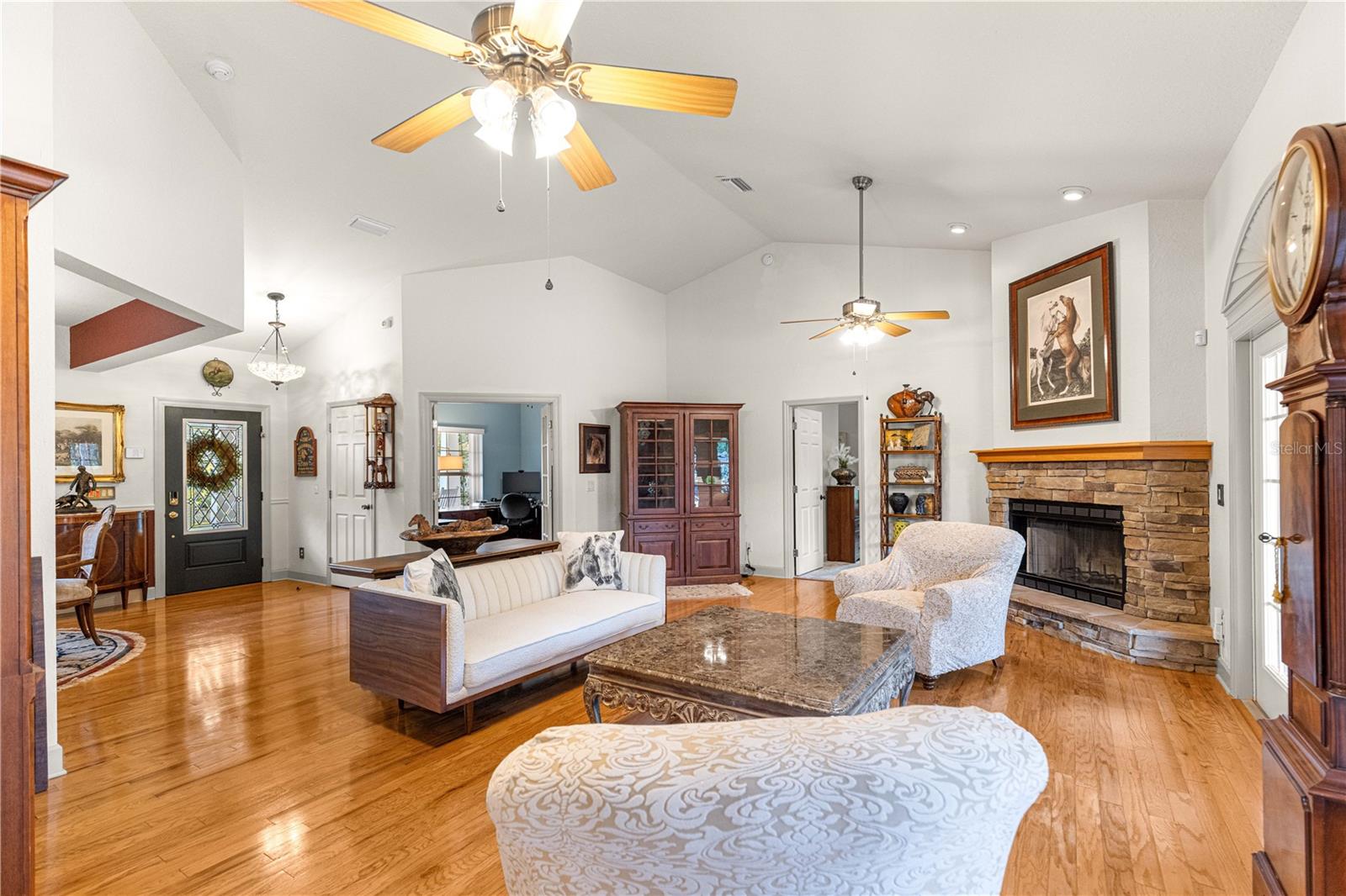 SPRING GROVE - Residential
