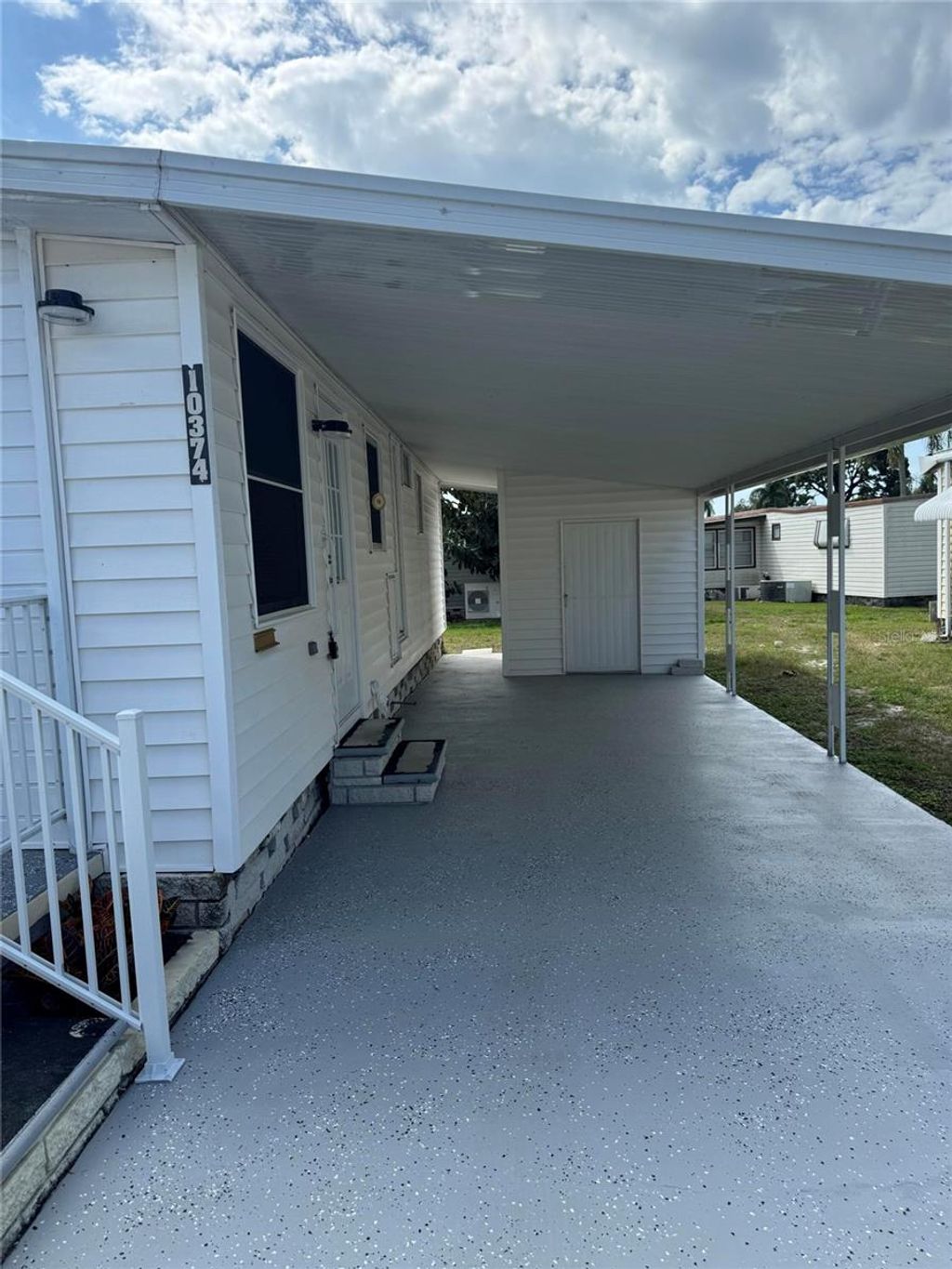 Photo of 10374 106th Avenue #9, Largo, FL 33773 (MLS # O6403733)