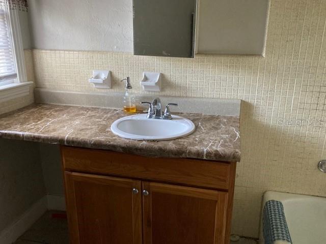 CORONADO - Residential Lease