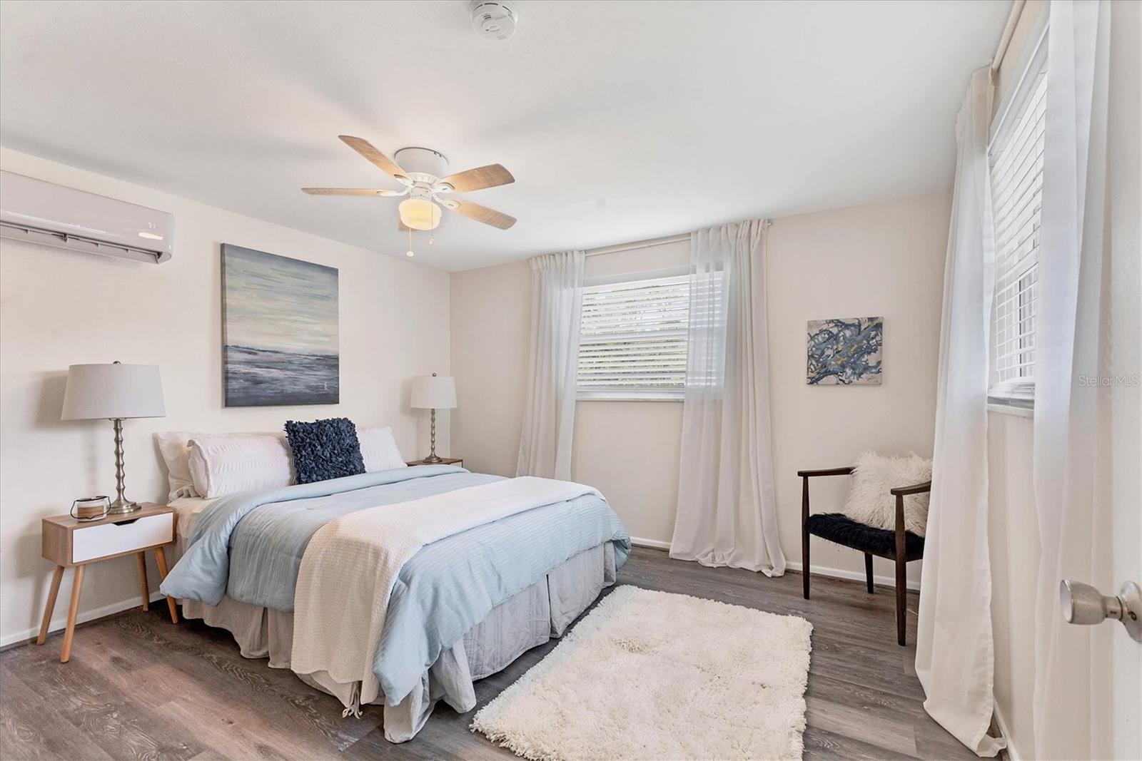 FLORA VILLA - Residential