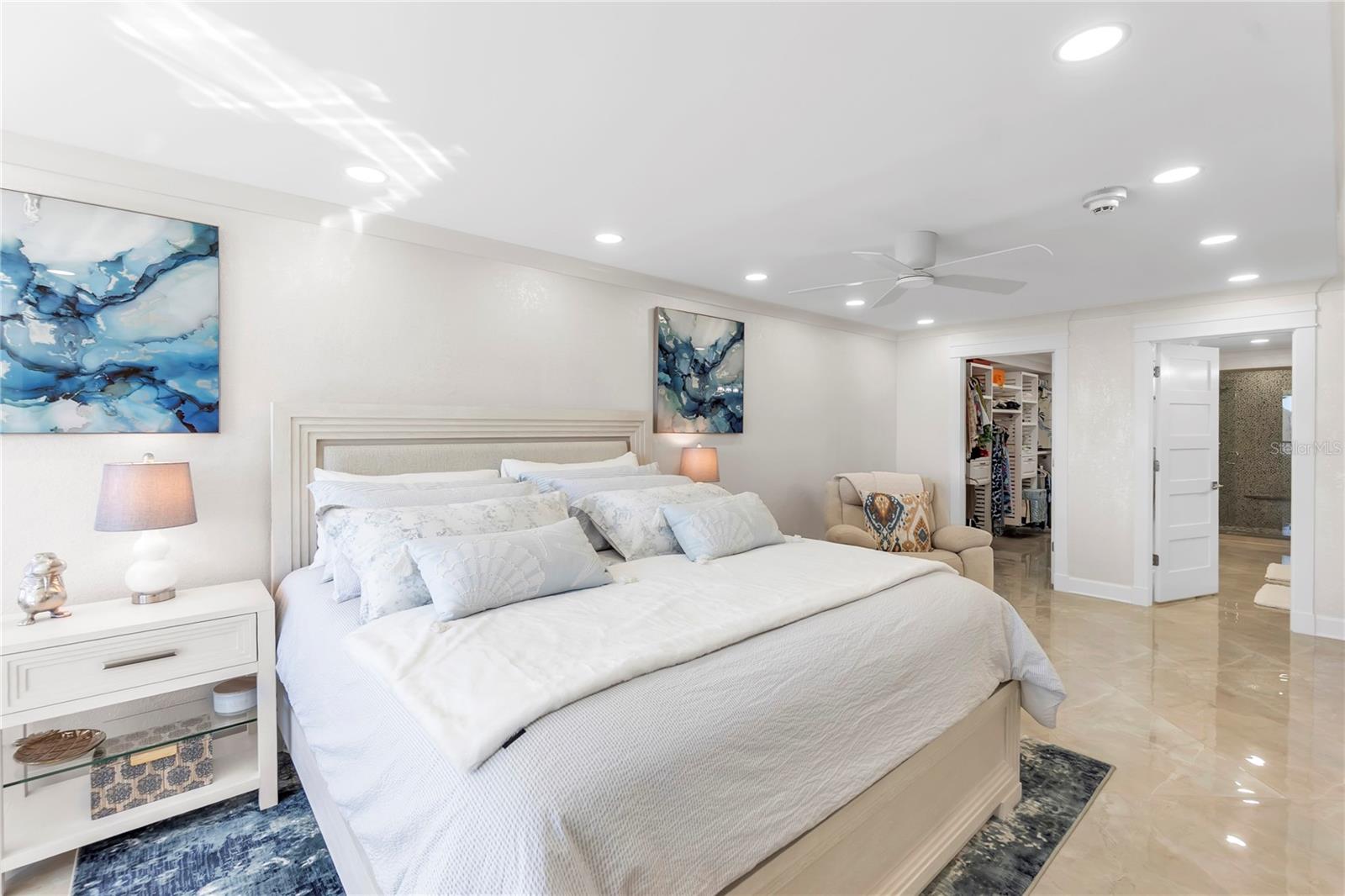 GULF & BAY CLUB PH3 - Residential