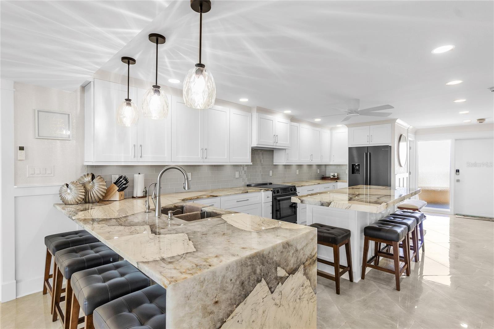 GULF & BAY CLUB PH3 - Residential