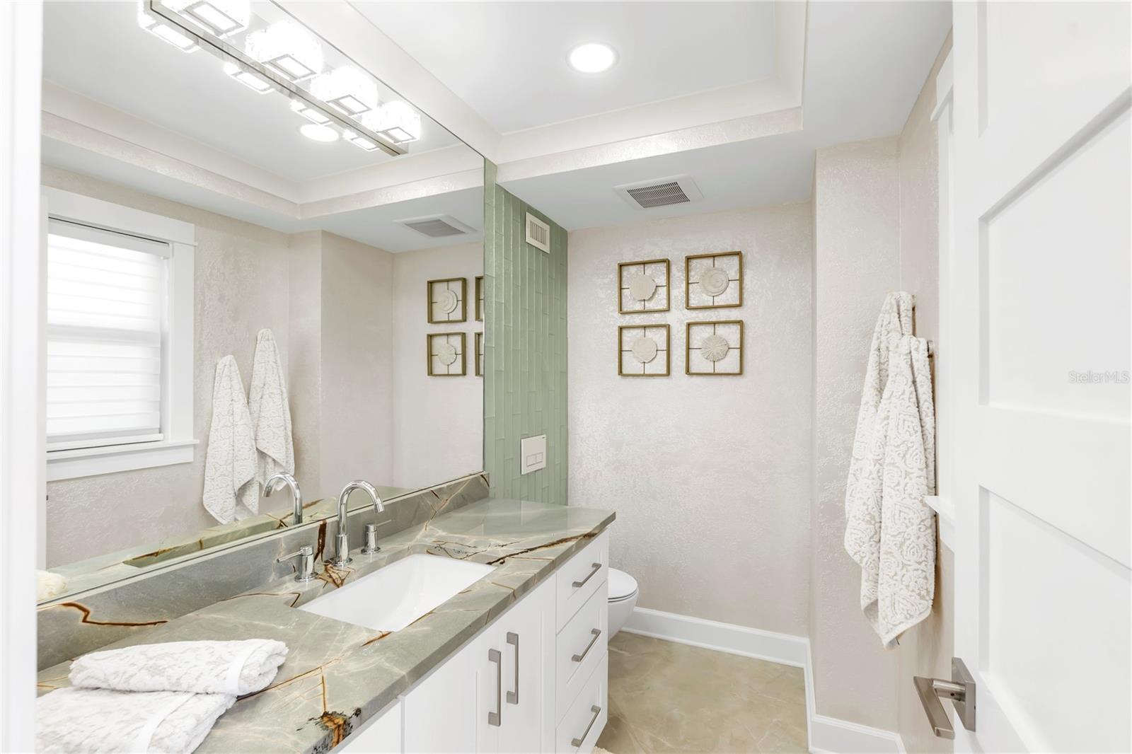 GULF & BAY CLUB PH3 - Residential