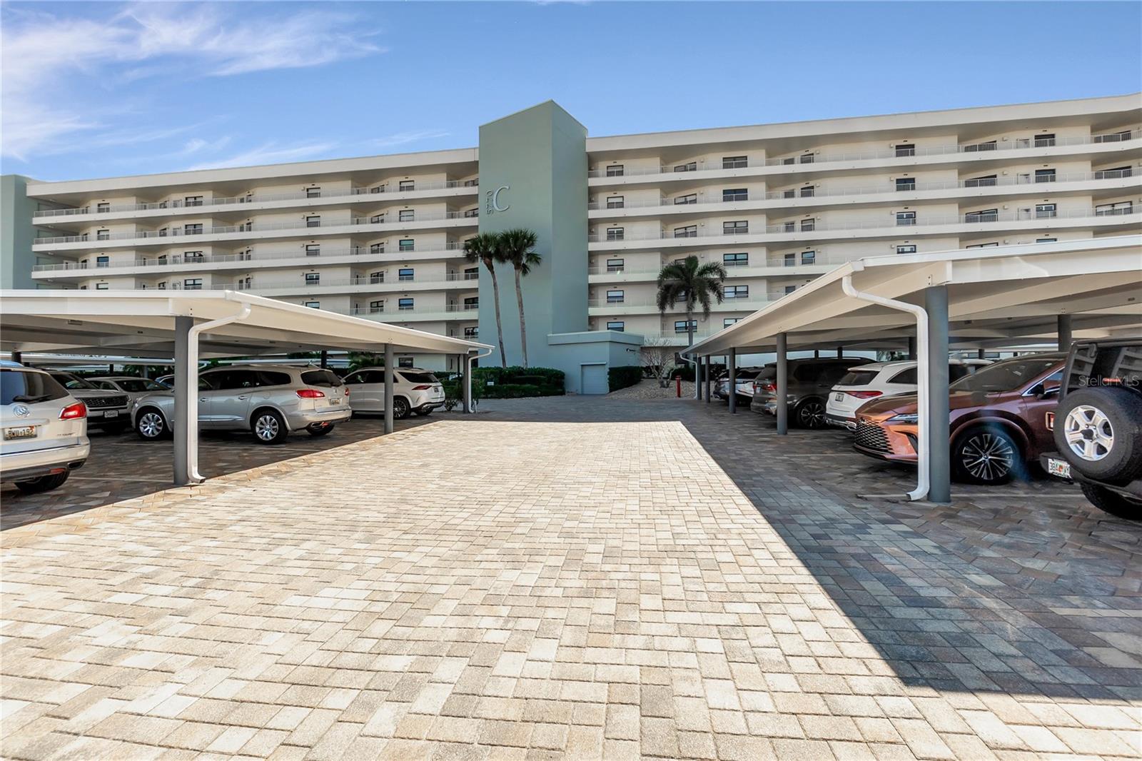 GULF & BAY CLUB PH3 - Residential