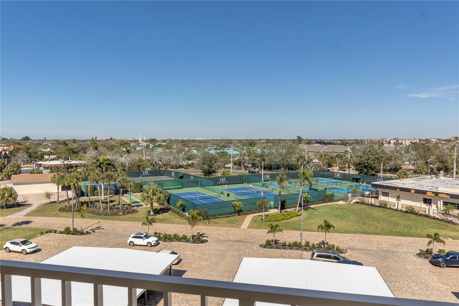 GULF & BAY CLUB PH3 - Residential