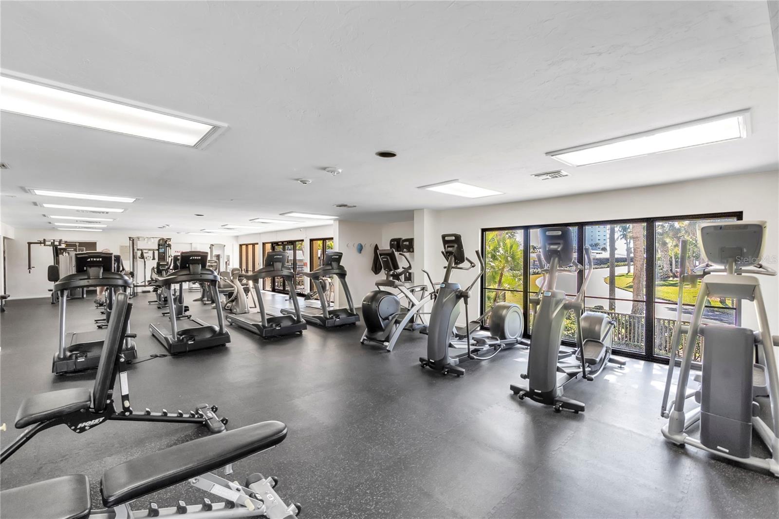 GULF & BAY CLUB PH3 - Residential