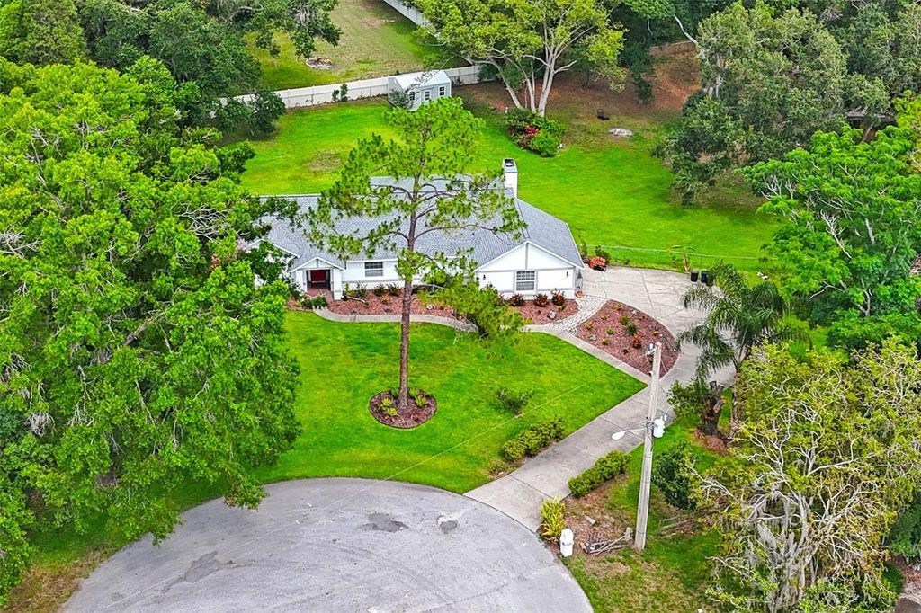 Photo of 5933 Carina Trace, Wesley Chapel, FL 33545 (MLS # TB8389086)