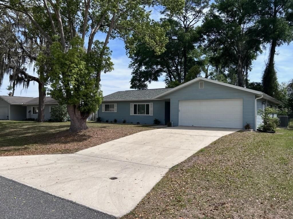 Photo of 11027 SW 75th Avenue, Ocala, FL 34476 (MLS # OM722264)