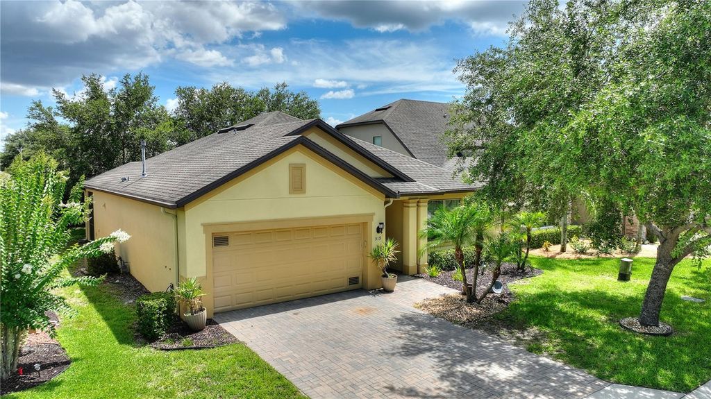 Photo of 519 Cadiz Drive, Davenport, FL 33837 (MLS # O6356547)