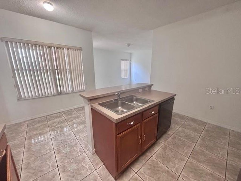 Photo of 509 Brentford Court, Kissimmee, FL 34758 (MLS # S5145996)
